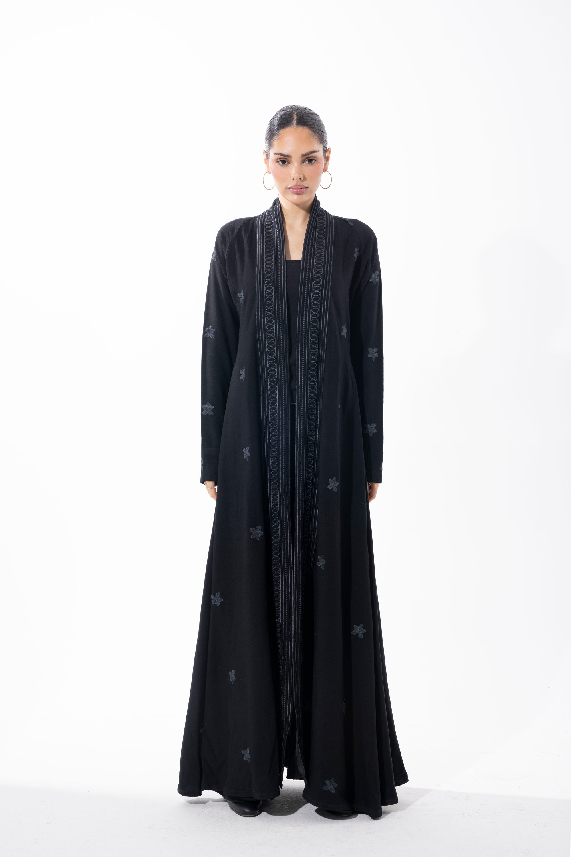 Black Linen/ Dark Gray Threads