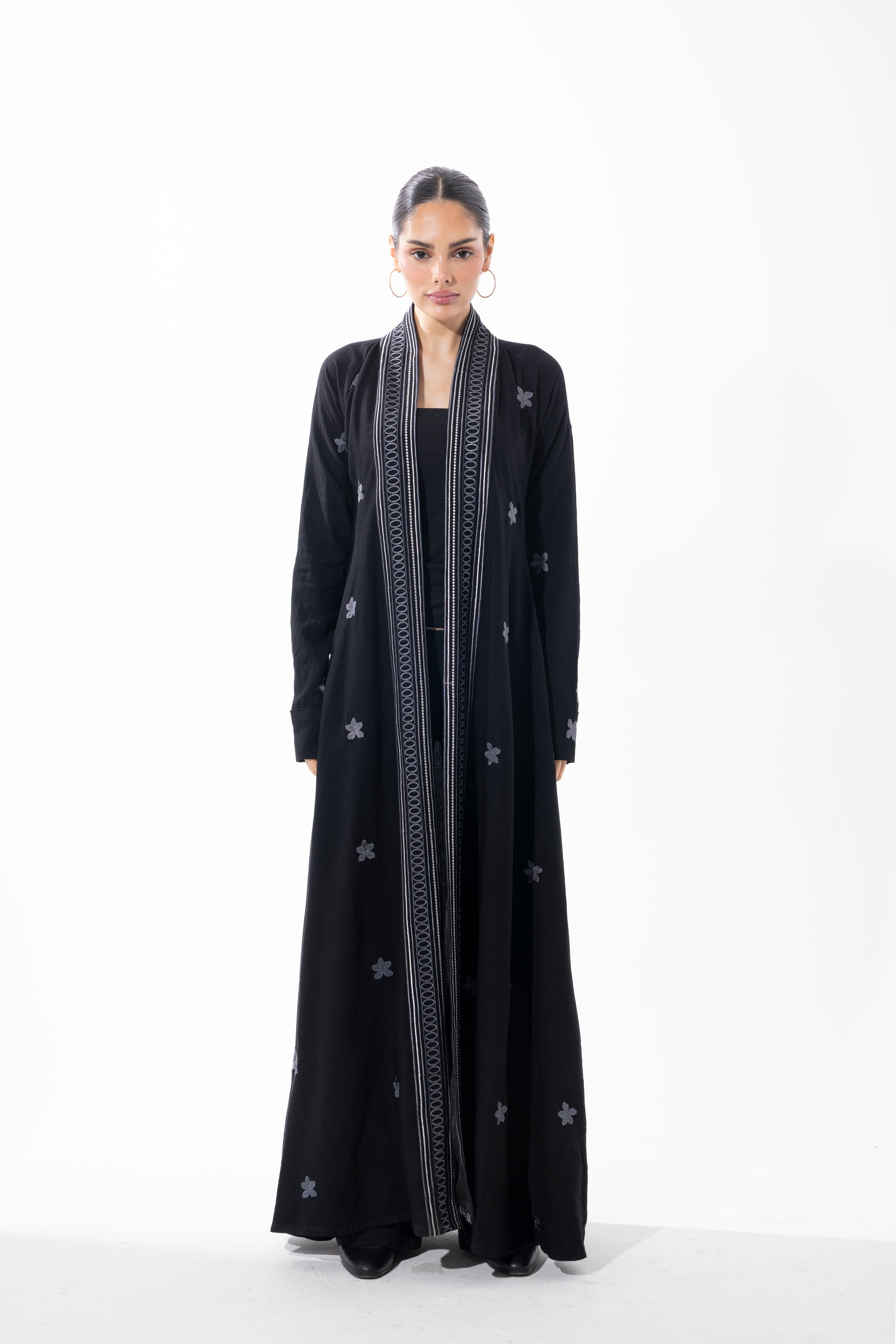 Black Linen/ Light Gray Threads