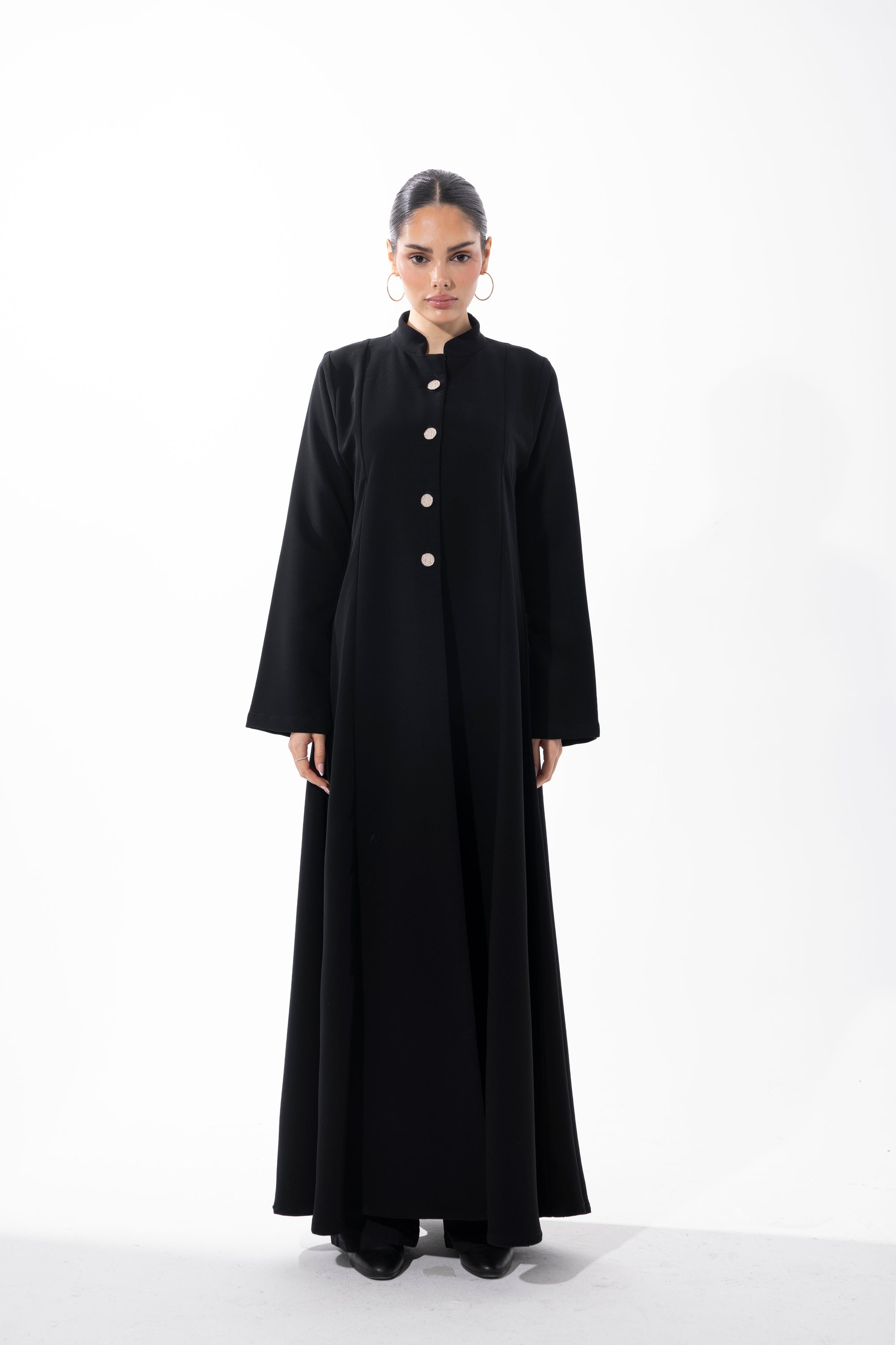 004/ Black